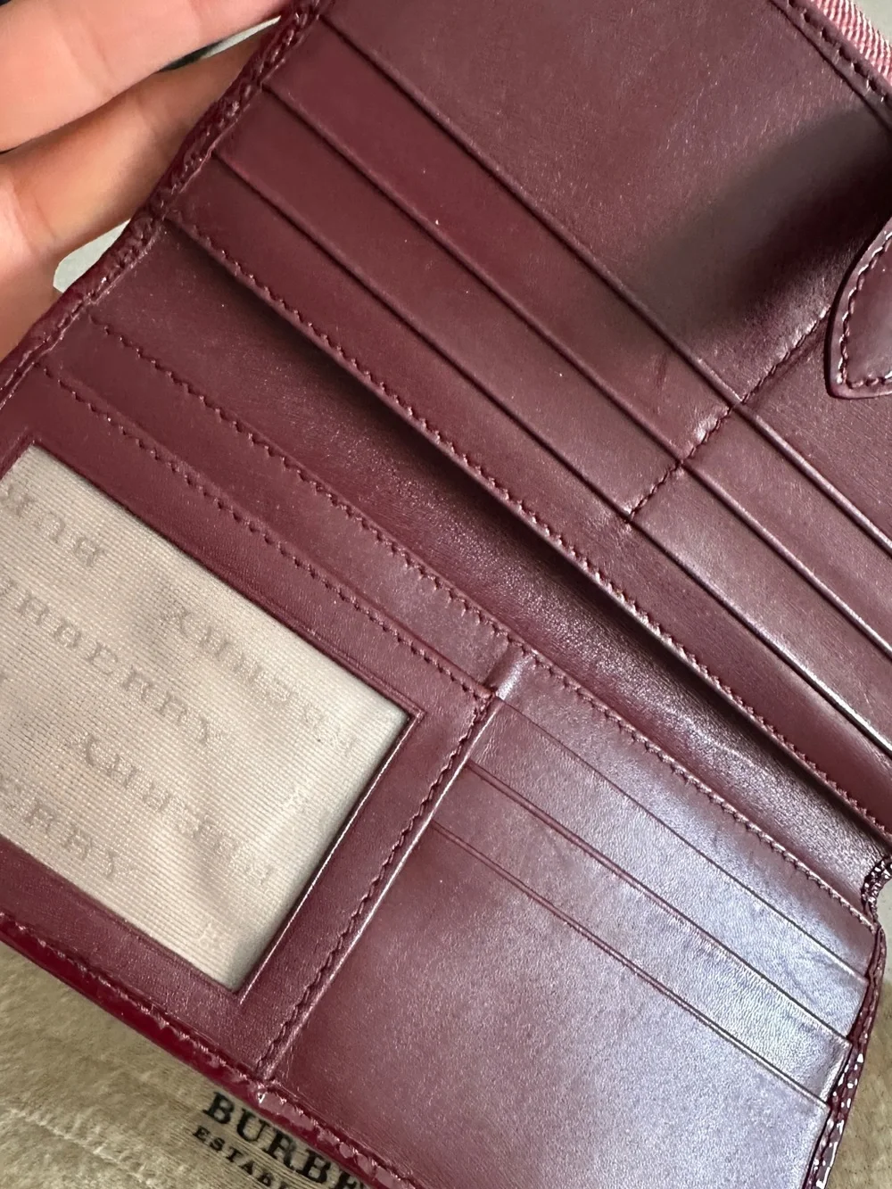 Burberry  vintage Leather hearts  Wallet with ID Window